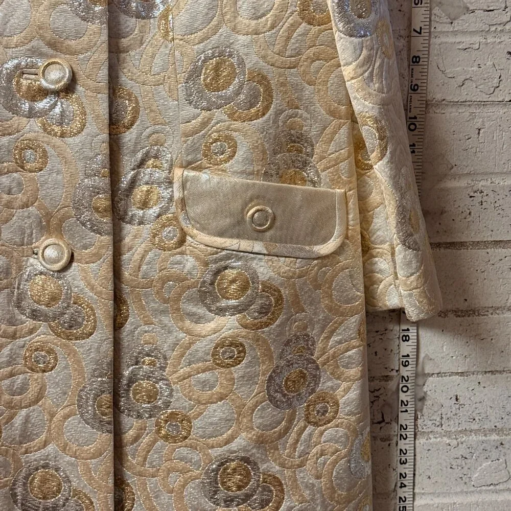 Royal India Tailors Metallic Gold & Silver Brocade Coat β Vintage Mod Glam β - Picture 4 of 11